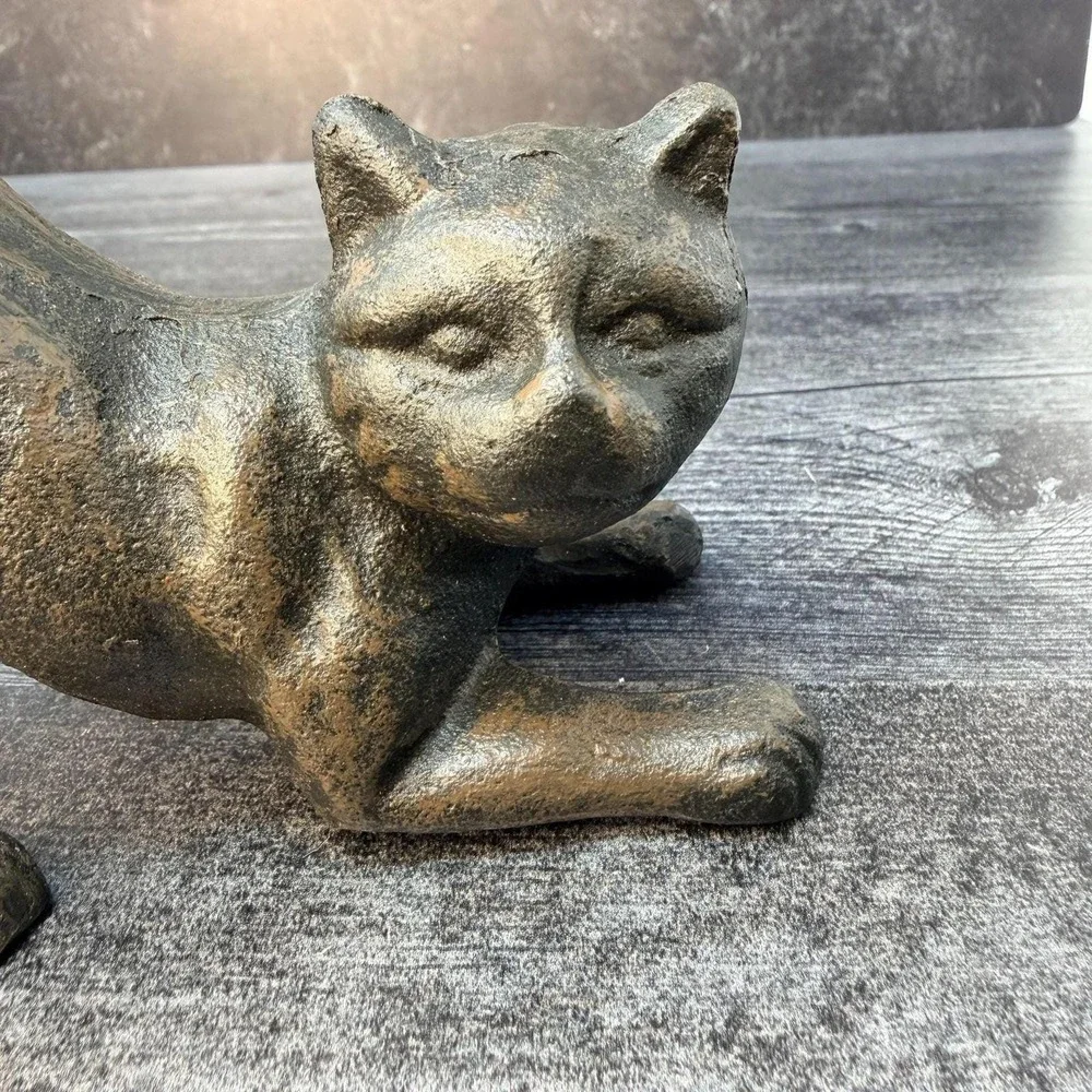 Cast Iron Stretching Cat String Holder Vintage Style Farmhouse Decor